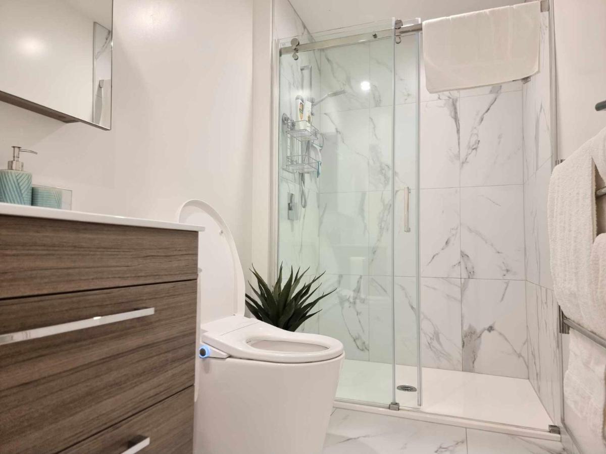 Modern 1 Bedroom Apartment Across From Hagley Park Christchurch Esterno foto